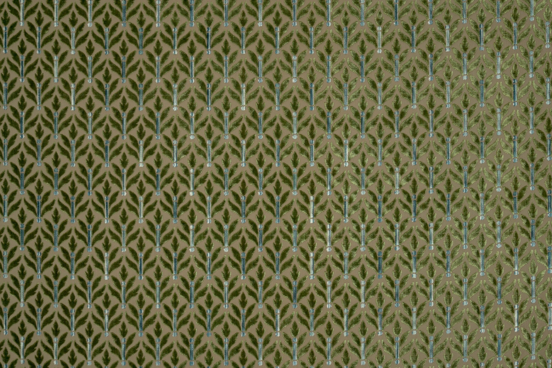 Cornelia  - Laize: 134 cm / 52,75 inch