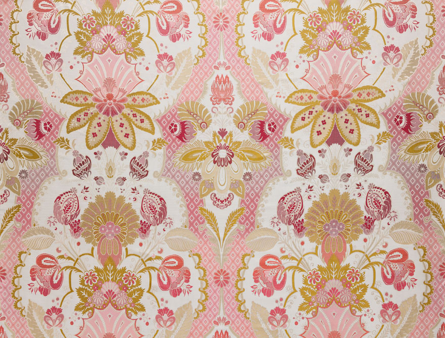 Regalia silk  - Laize: 144 cm / 56,69 inch