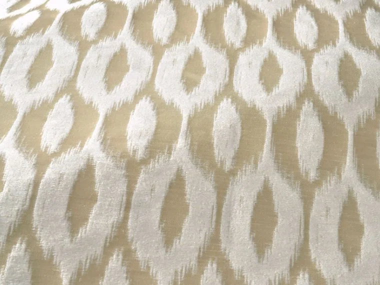 Tissus Ikat ogee small-Oatmeal-T0737001 Pierre Frey