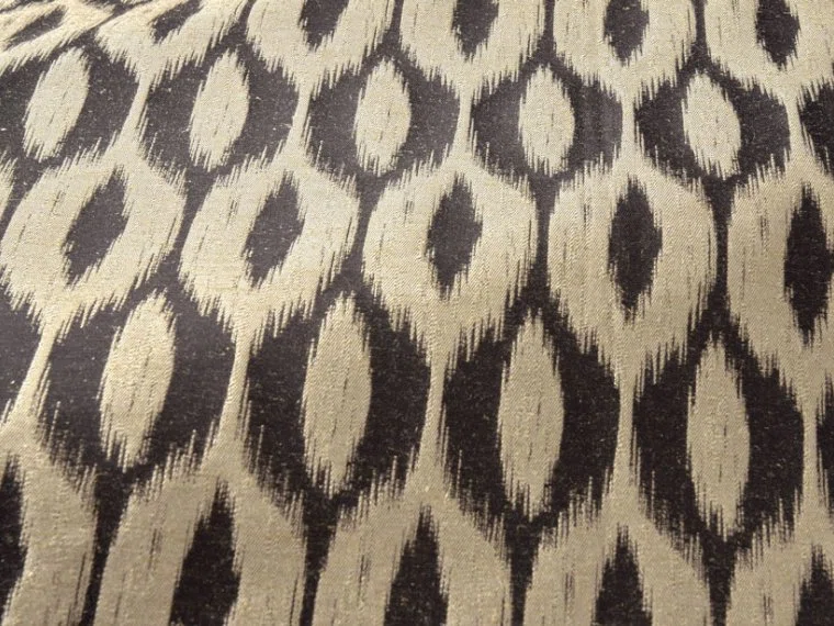 Tissus Ikat ogee small-BLACK-T0737002 Pierre Frey