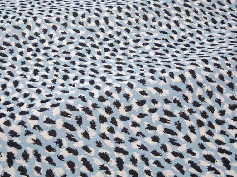 Tissus Wild skin-Sky-T0728002 Pierre Frey