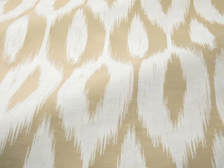 Tissus Ikat ogee-Oatmeal-T0736002 Pierre Frey